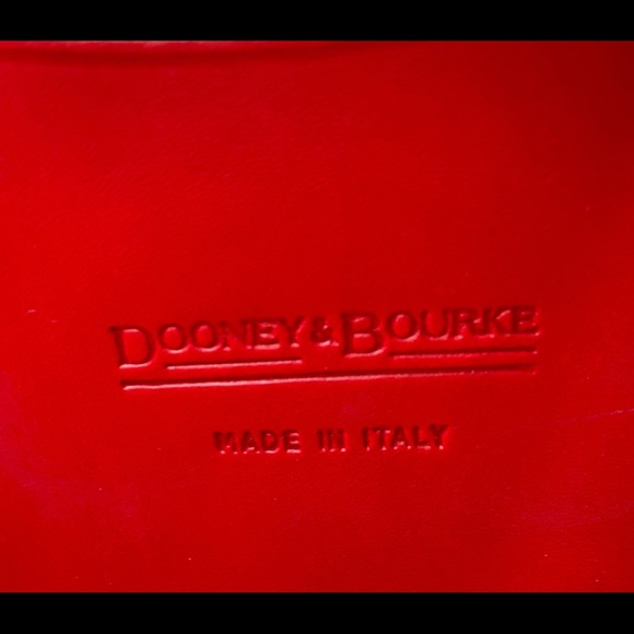 SOLD Dooney and bourke alto saddle crossbody - Picture 11 of 11